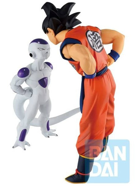 DRAGON BALL BATTLE ON PLANET NAMEK PREMIO A SON GOKU & FRIEZA ICHIBAN KUJI PRECINTADA PREVENTA 3-4 sem.