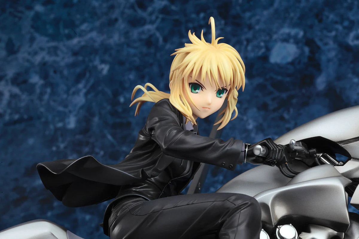 FATE ZERO SABER MOTORED CUIRASSIER 1/8 SCALE GOOD SMILE COMPANY