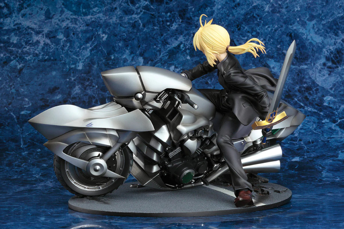 FATE ZERO SABER MOTORED CUIRASSIER 1/8 SCALE GOOD SMILE COMPANY