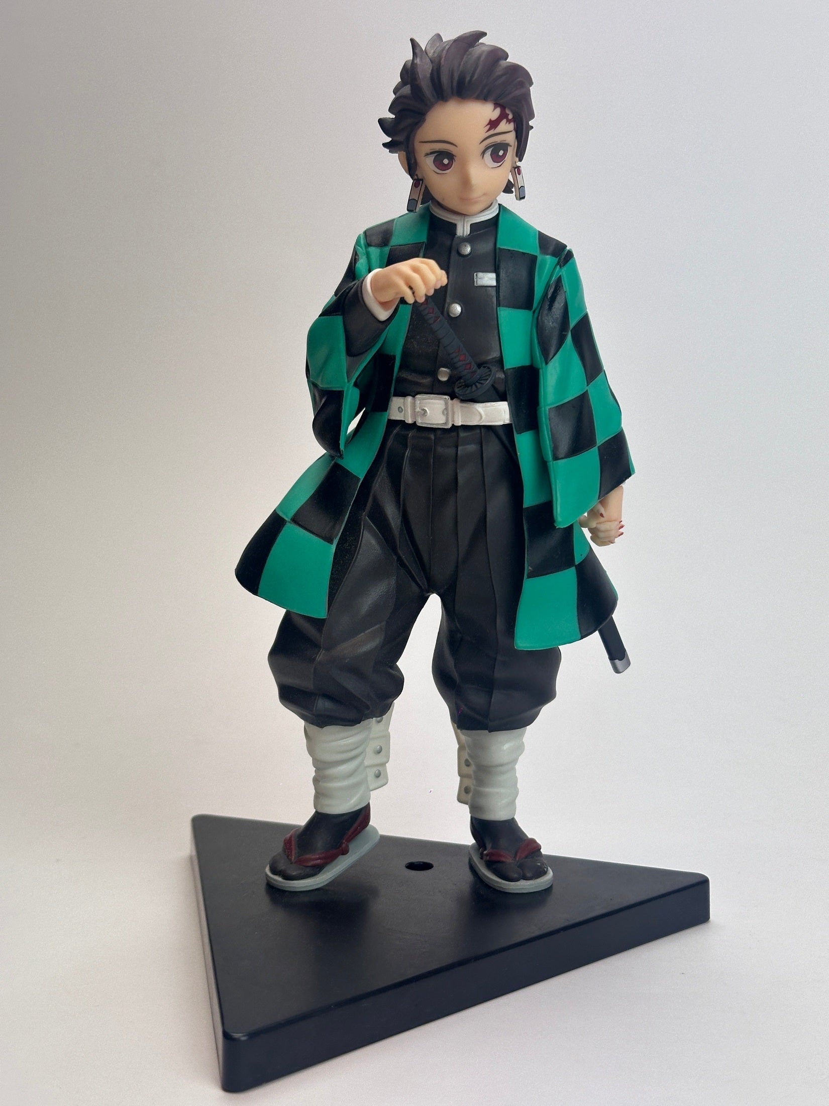 FIGURA DEMON SLAYER TANJIRO KAMADO SIBLING BONDS SPM MUY BUEN ESTADO