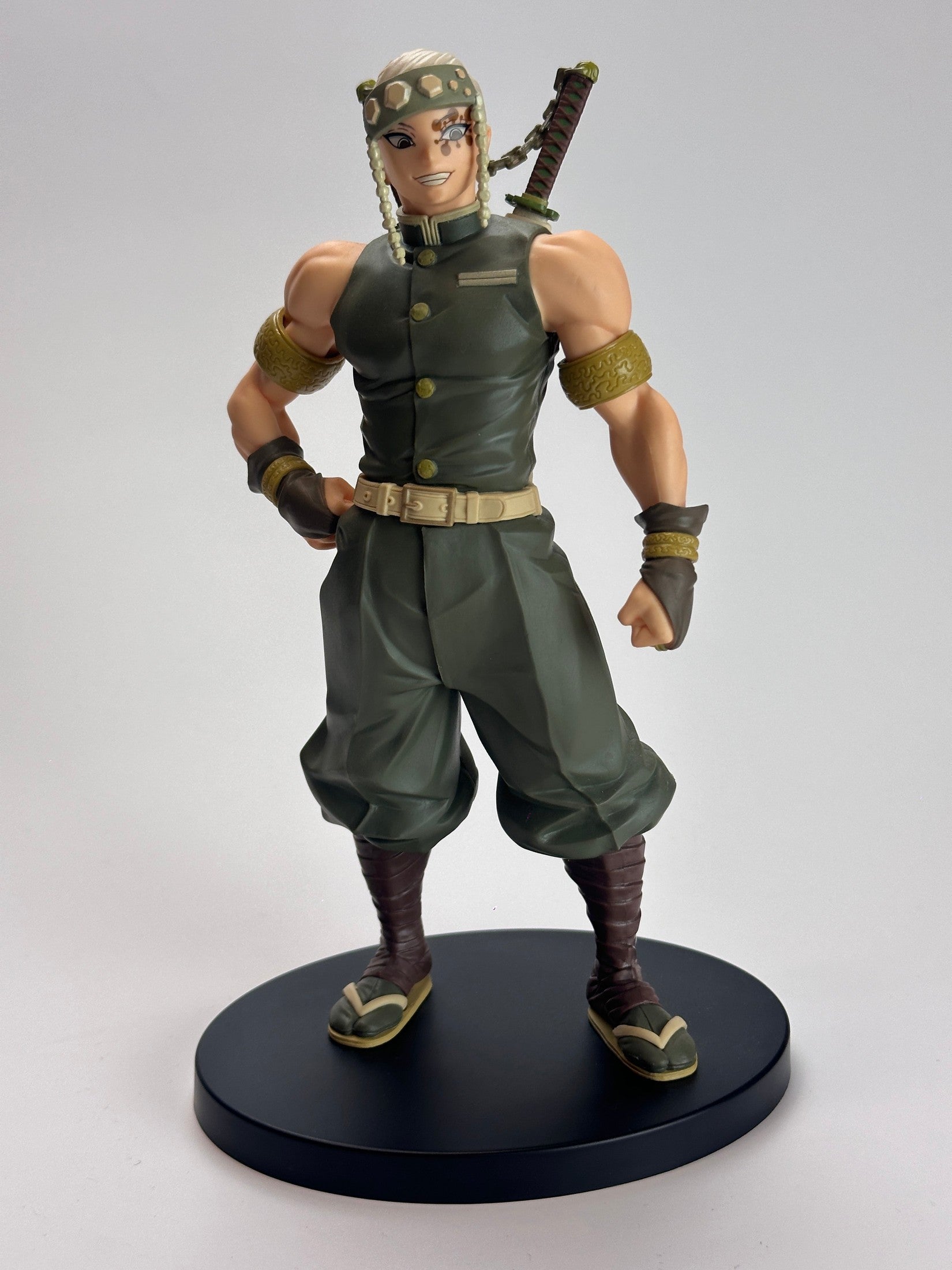 FIGURA KIMETSU NO YAIBA TENGEN UZUI DEMON SLAYER VOL. 12 VER. SEPIA MUY BUEN ESTADO