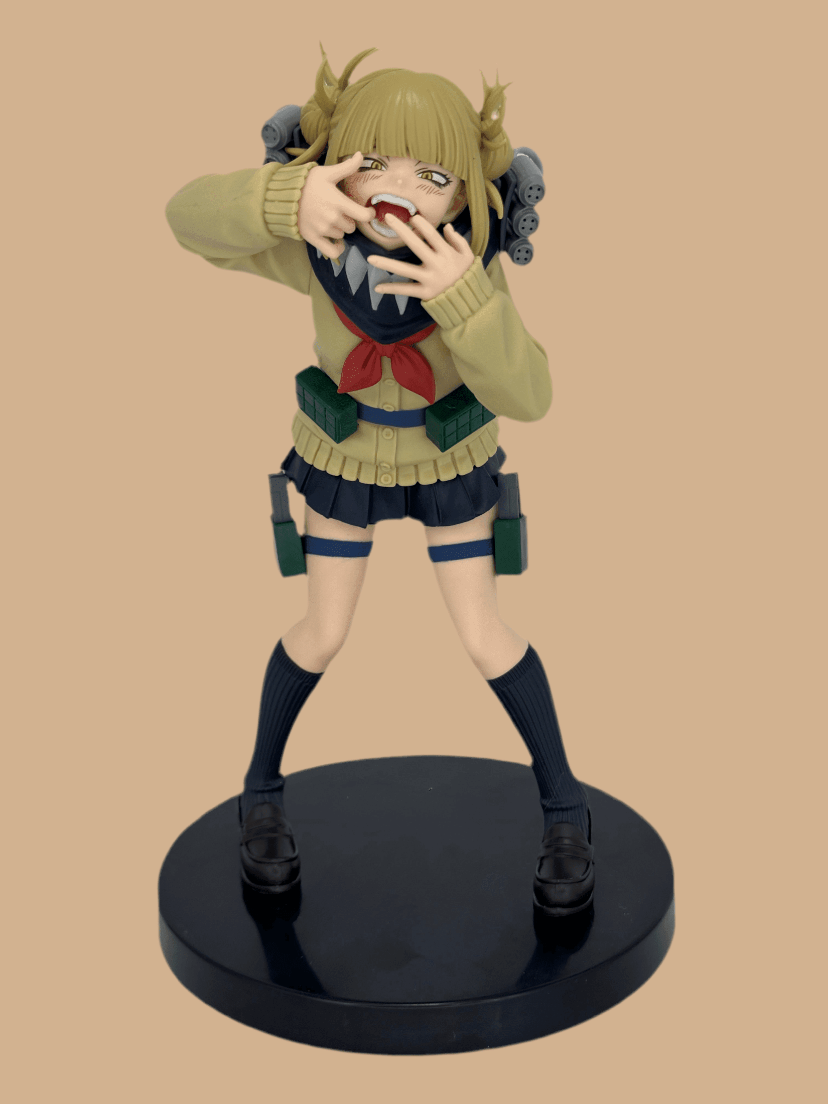 FIGURA MY HERO ACADEMIA THE EVIL VILLAINS-DX-HIMIKO TOGA Ⅲ COMO NUEVA
