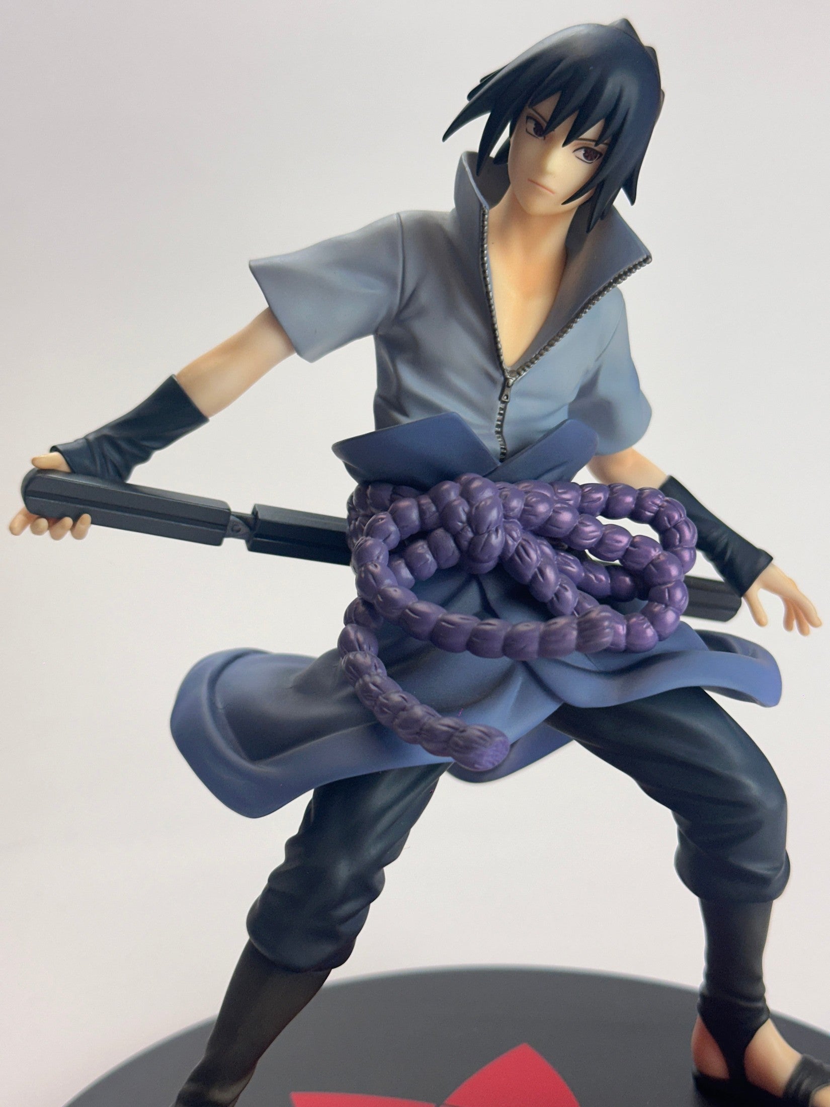 FIGURA NARUTO SHIPPUDEN SASUKE UCHIHA MEGAHOUSE MUY BUEN ESTADO Megahouse Otaku Village