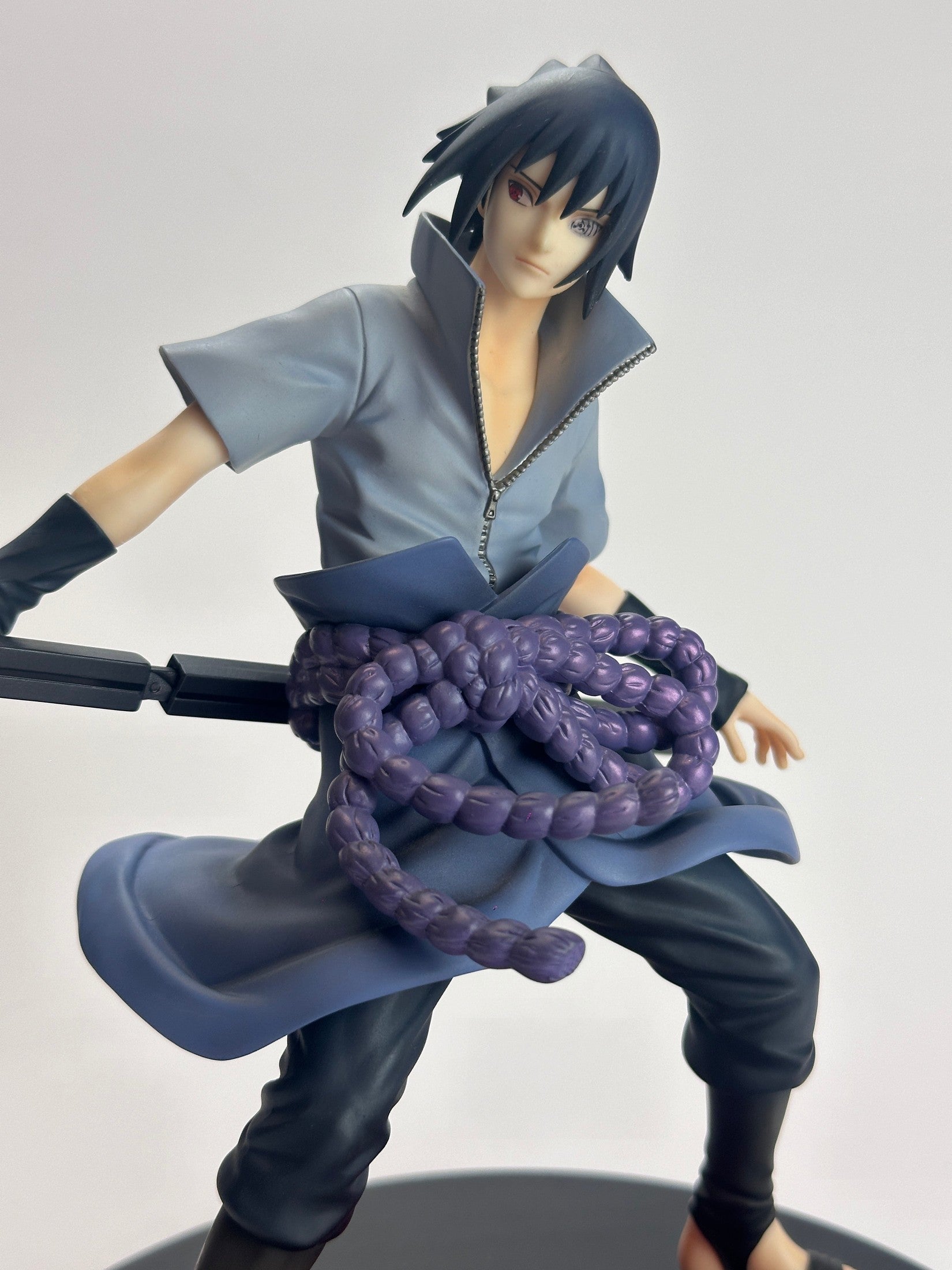 FIGURA NARUTO SHIPPUDEN SASUKE UCHIHA MEGAHOUSE MUY BUEN ESTADO Megahouse Otaku Village