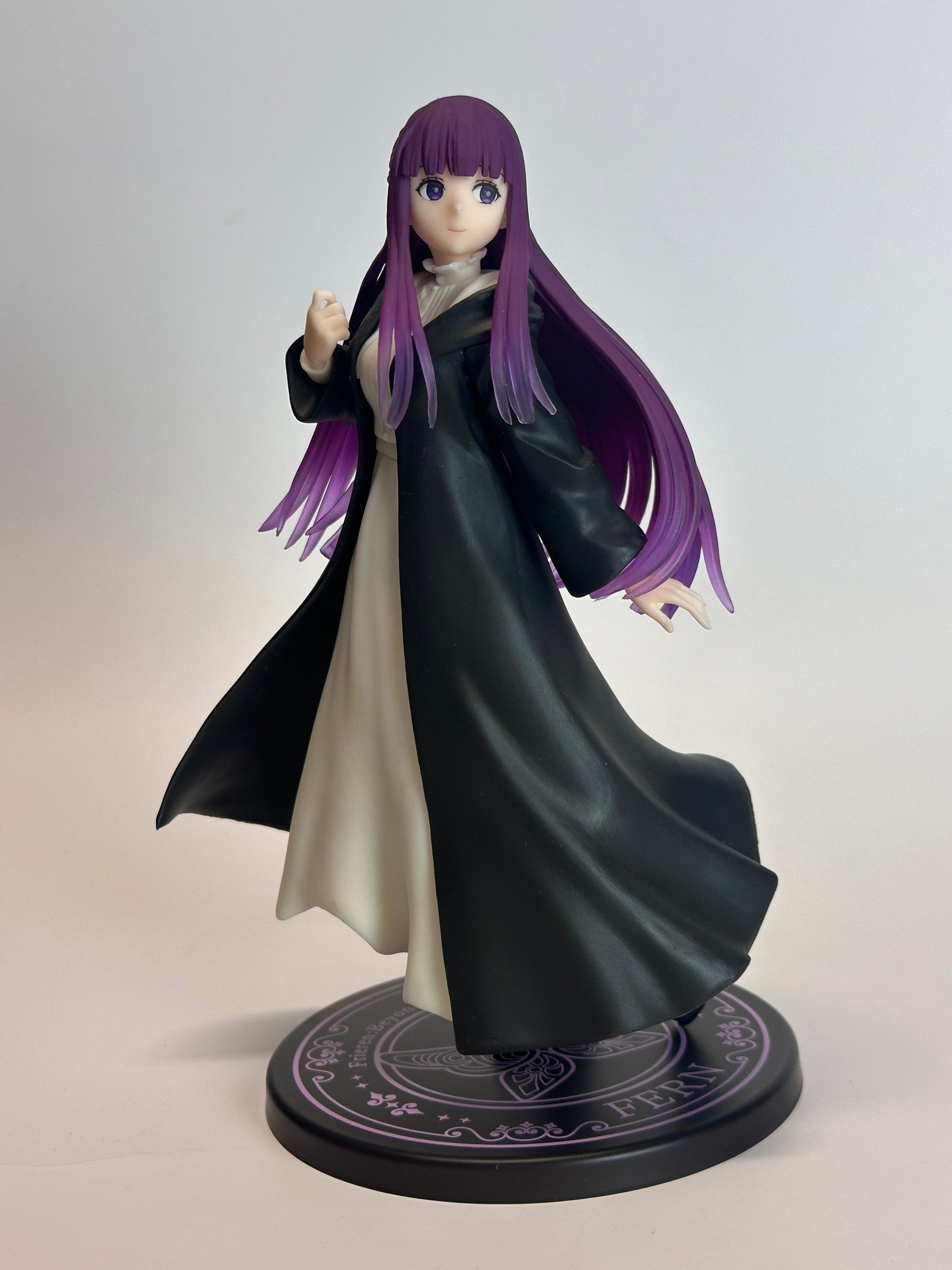 FRIEREN BEYOND JOURNEY'S END FIGURA FERM COREFUL MUY BUEN ESTADO Taito Otaku Village