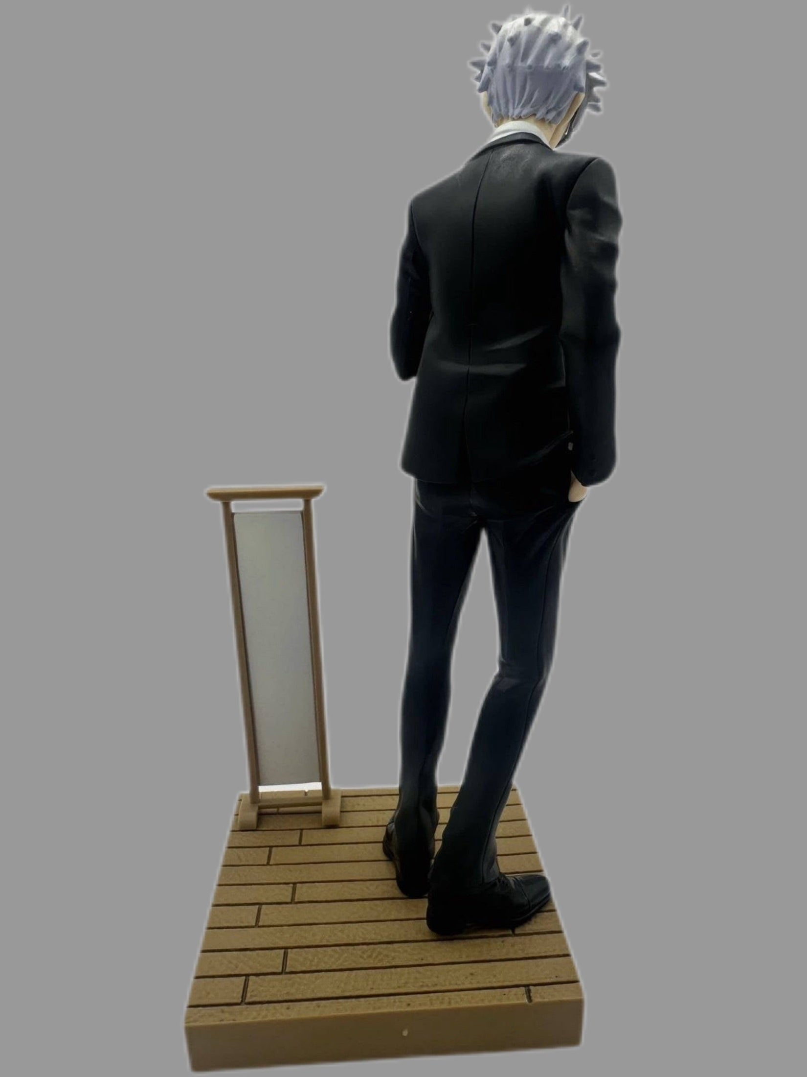 JUJUTSU KAISEN FIGURA FIGURA SATORU GOJO DIORAMA BANPRESTO COMO NUEVA