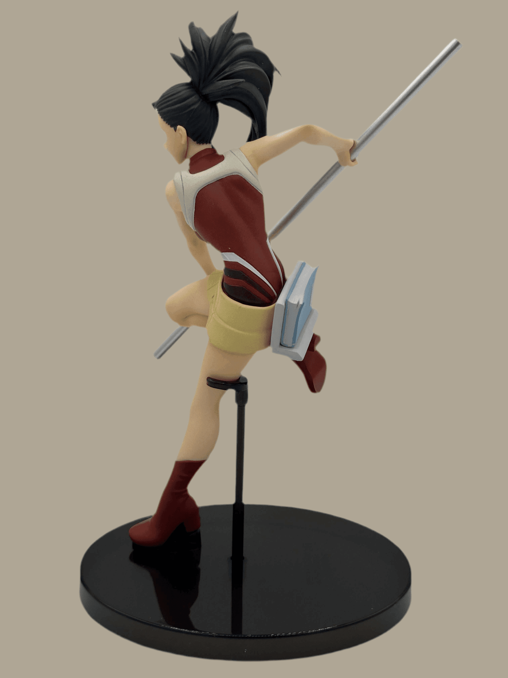 MY HERO ACADEMIA FIGURA THE AMAZING HEROES VOL.37 MOMO YAOYOROZU COMO NUEVA