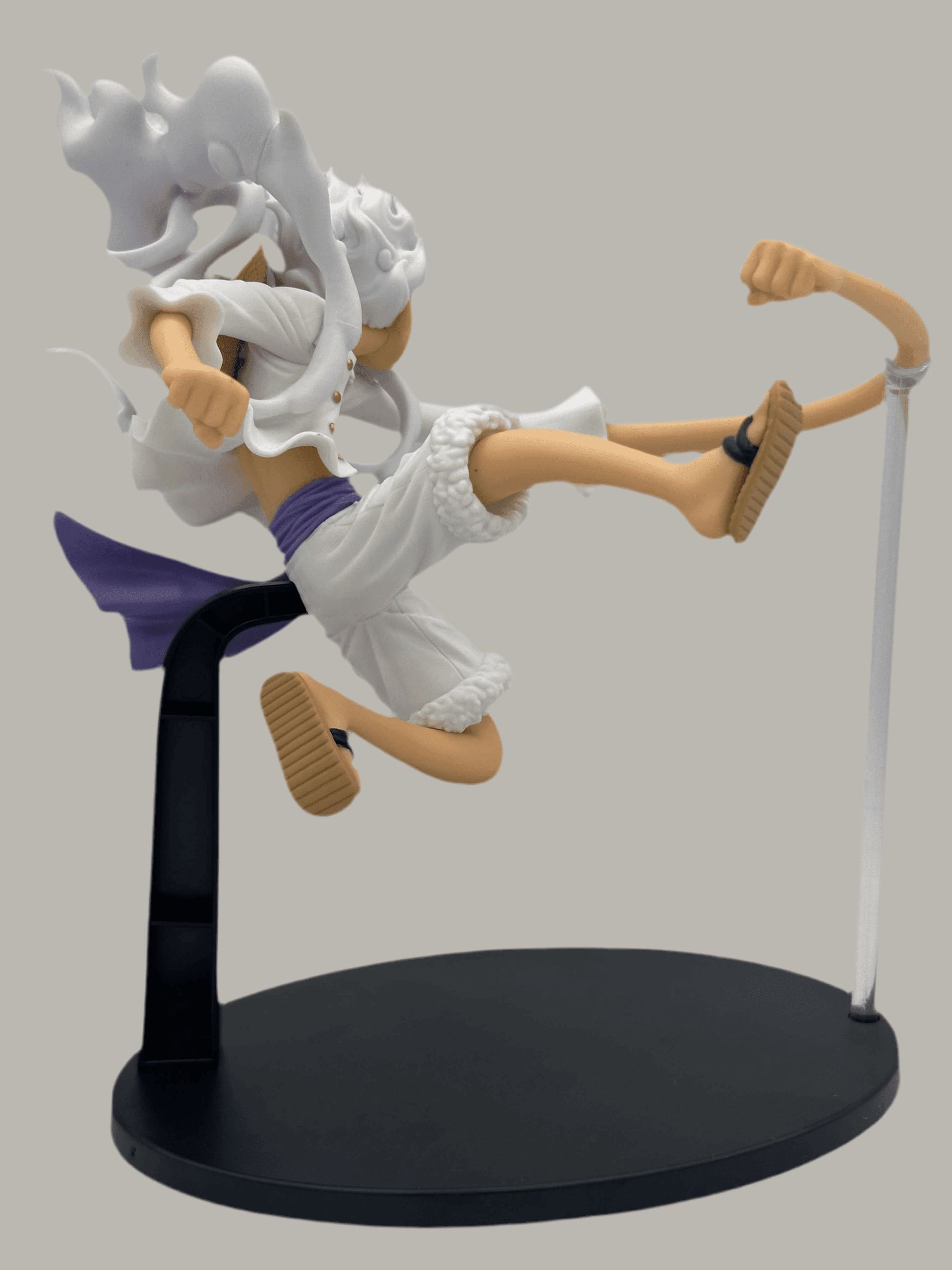 ONE PIECE FIGURA BATTLE RECORD COLLECTION MONKEY D. LUFFY GEAR 5 COMO NUEVA