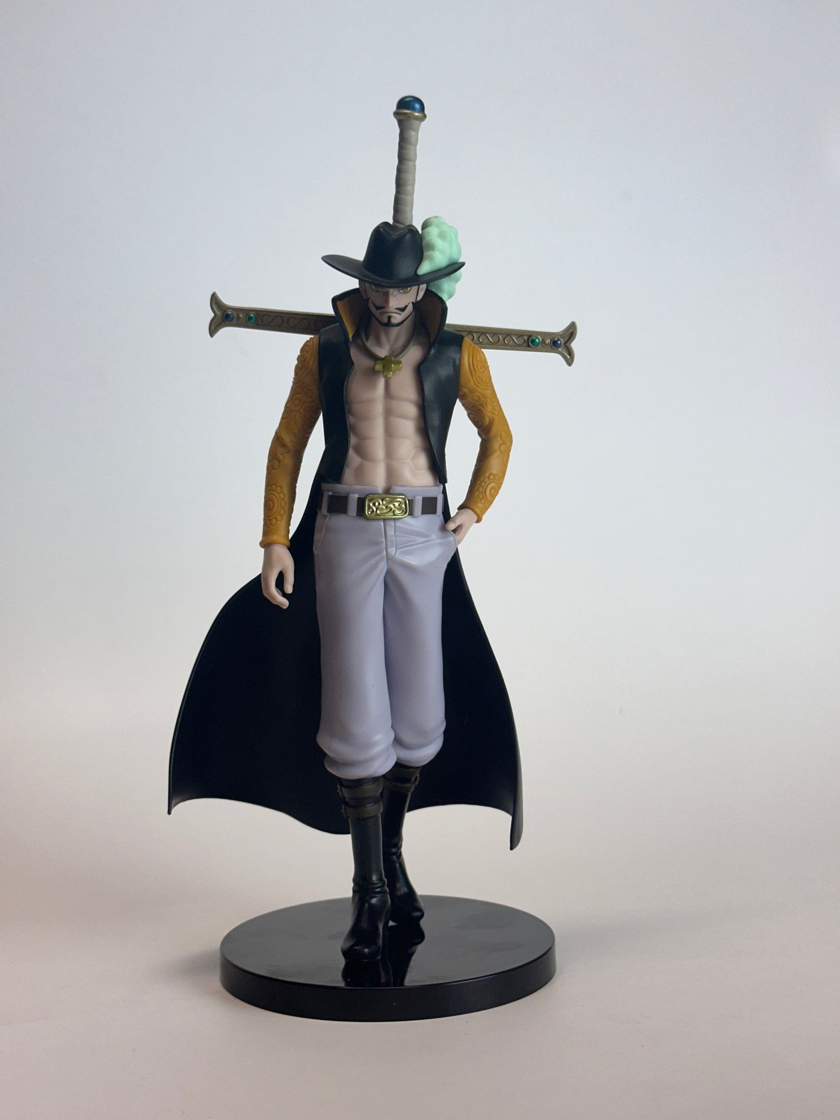 ONE PIECE FIGURA DRACULE MIHAWK THE SHUKKO MUY BUEN ESTADO Banpresto Otaku Village