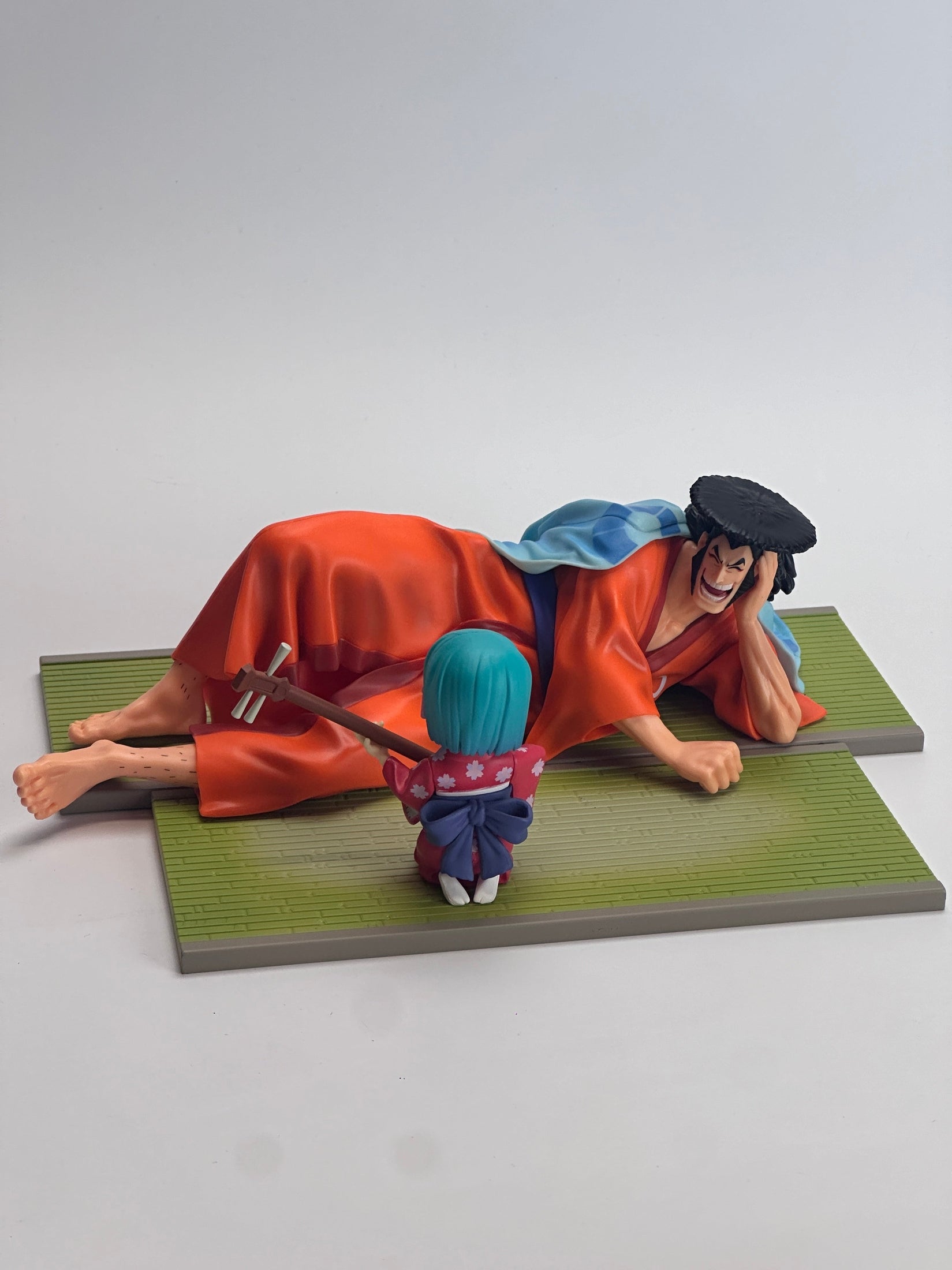 ONE PIECE FIGURA ICHIBAN KUJI REVIBLE MOMENT II - FIGURA ODEN Y HIYORI PREMIO C MUY BUEN ESTADO