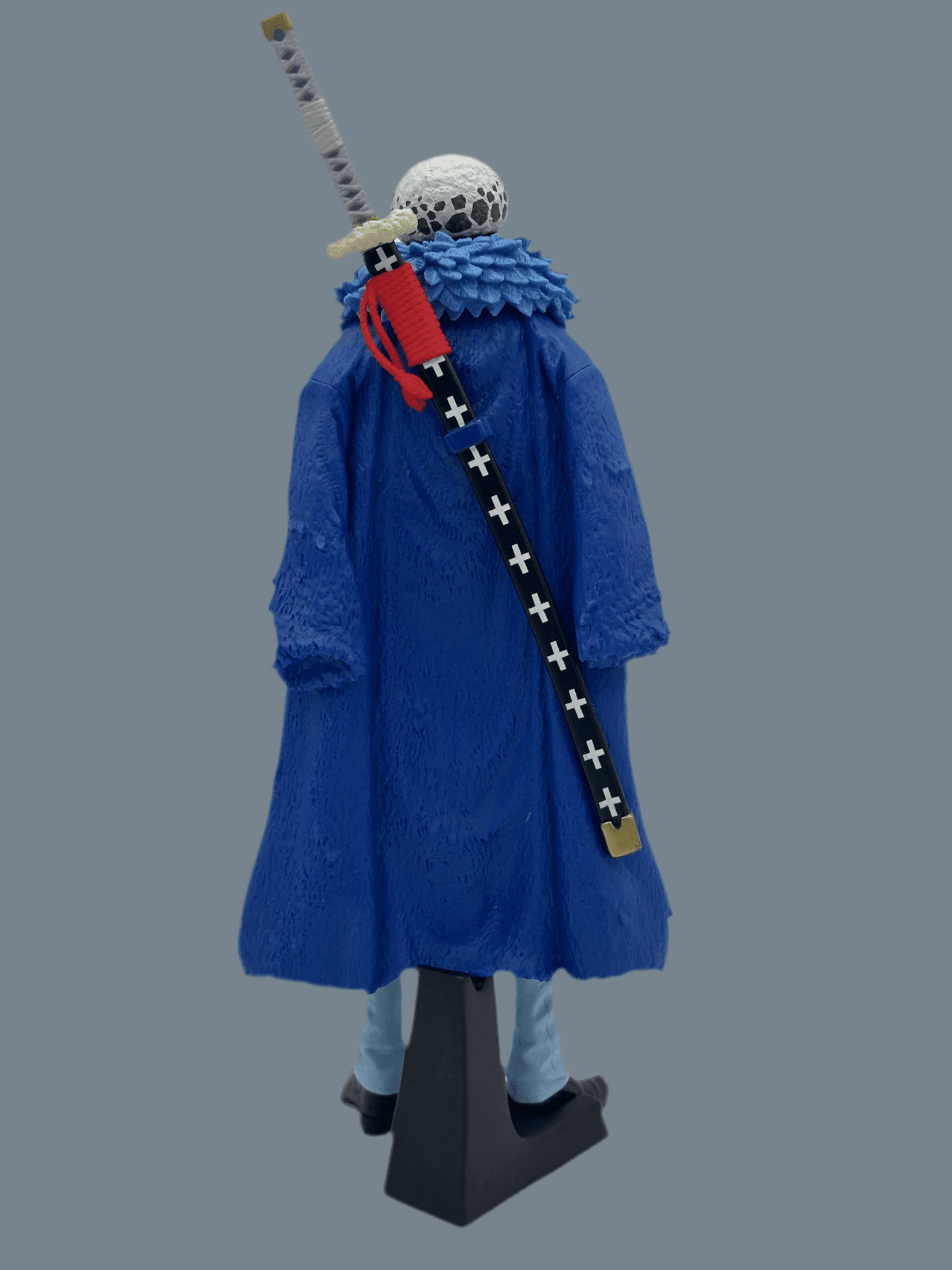 ONE PIECE FIGURA LAW ONE PIECE KING OF ARTIST II COMO NUEVA