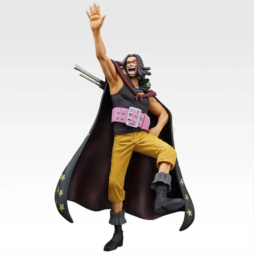 Estatua de Yasopp de One Piece, 20.5 cm, con capa negra estrellada, camiseta negra, pantalones amarillos y cinturón rosa.