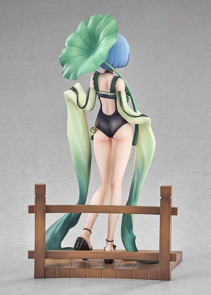 RE:ZERO STARTING LIFE IN ANOTHER WORLD- ESTATUA 1/7 REM: BREATHER IN THE GARDEN VER.