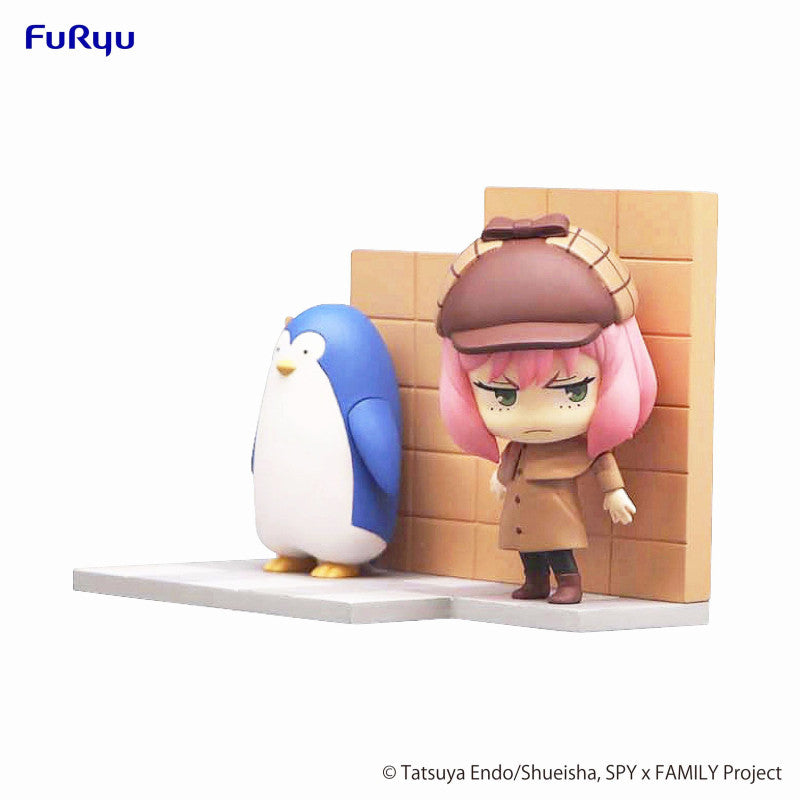 SPY X FAMILY ANYA & PENGUIN COMO NUEVA