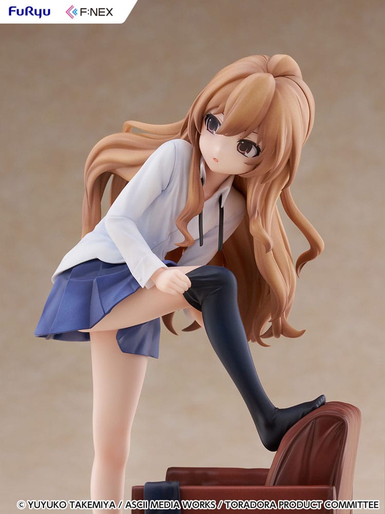 TORADORA! F:NEX ESTATUA PVC 1/7 TAIGA AISAKA