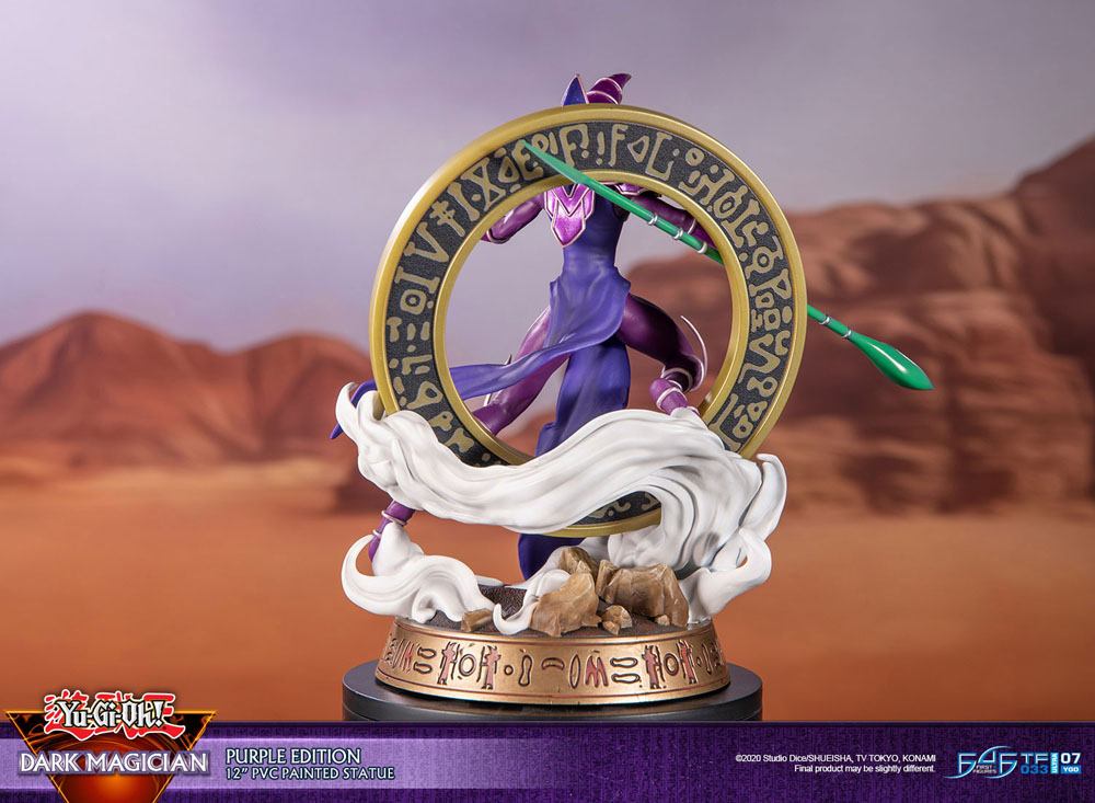 YU-GI-OH! ESTATUA PVC DARK MAGICIAN PURPLE VERSION