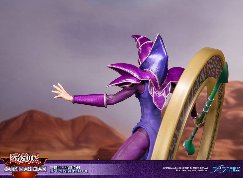 YU-GI-OH! ESTATUA PVC DARK MAGICIAN PURPLE VERSION