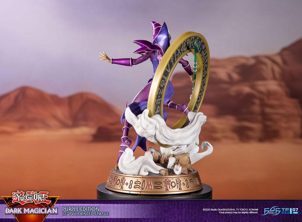 YU-GI-OH! ESTATUA PVC DARK MAGICIAN PURPLE VERSION