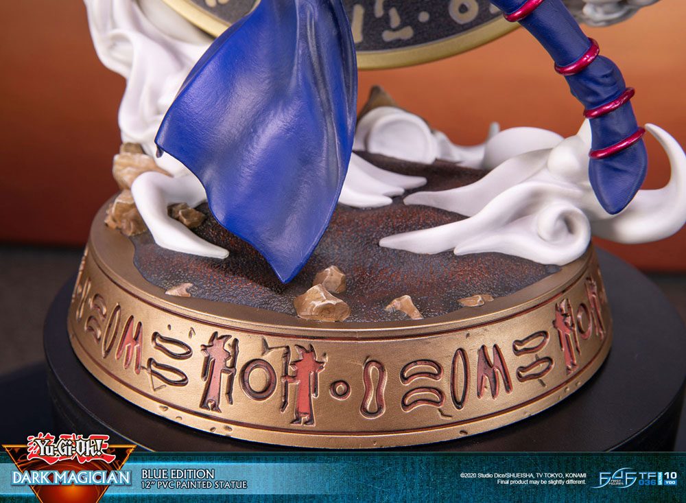 YU-GI-OH! ESTATUA PVC DARK MAGICIAN BLUE VERSION