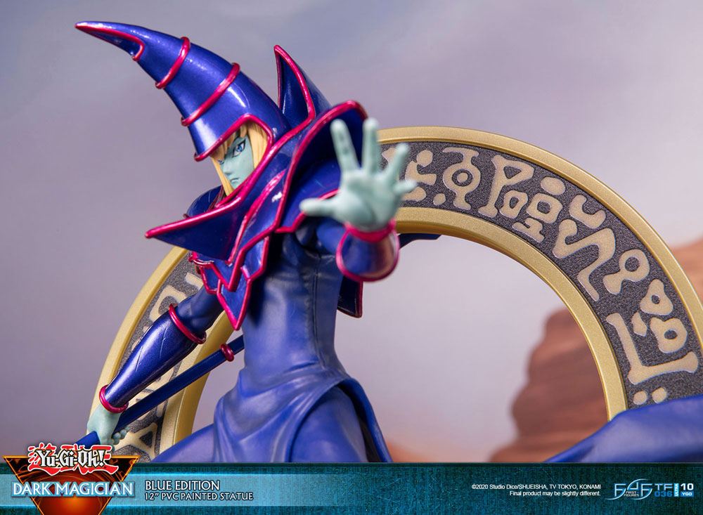 YU-GI-OH! ESTATUA PVC DARK MAGICIAN BLUE VERSION