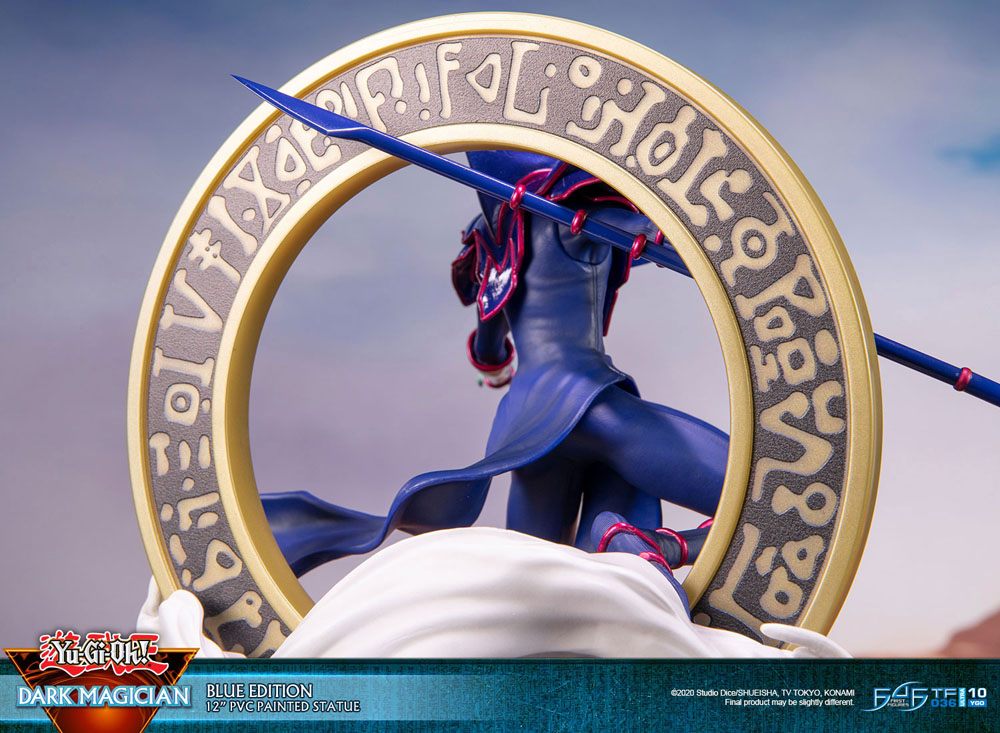 YU-GI-OH! ESTATUA PVC DARK MAGICIAN BLUE VERSION
