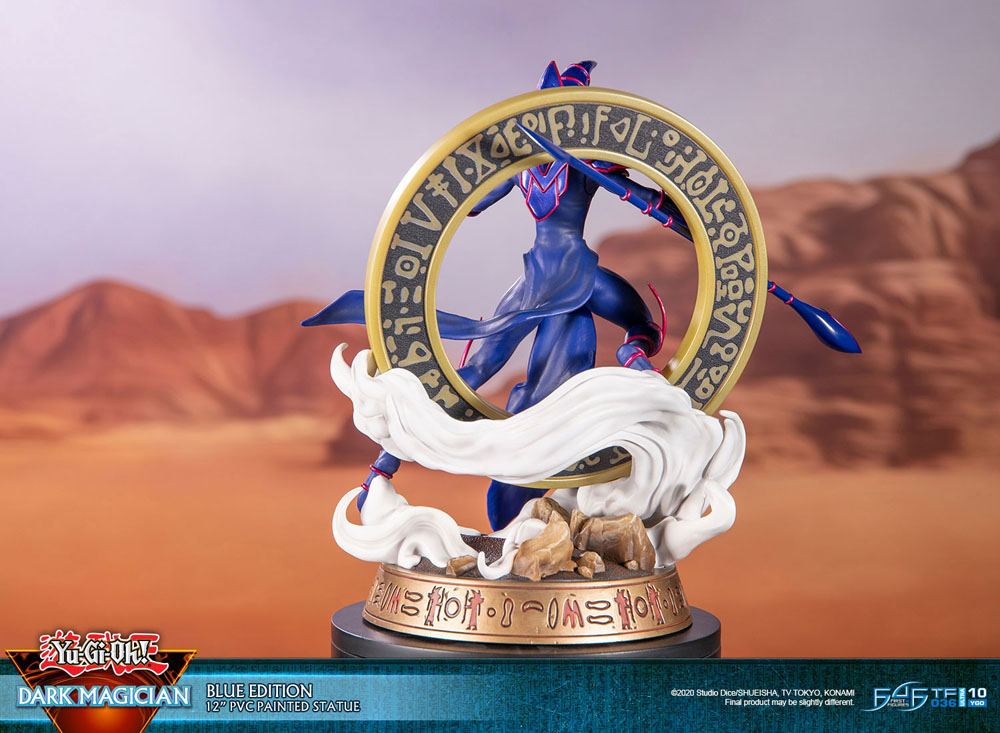 YU-GI-OH! ESTATUA PVC DARK MAGICIAN BLUE VERSION